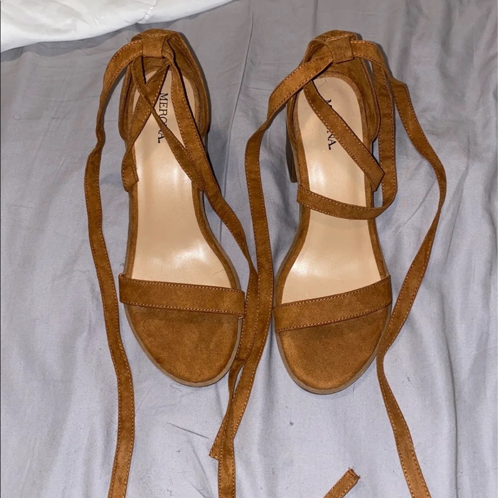 Womens Brown lace up heeled sandals size 8